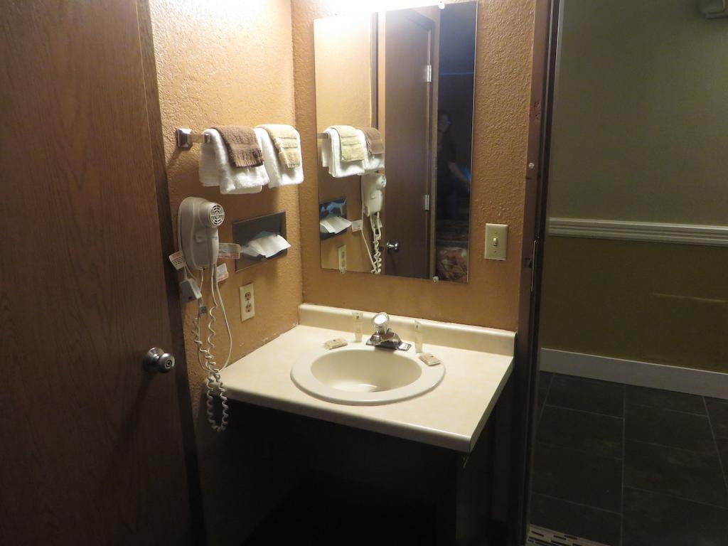 Riverside Suites North Mankato Ruang foto