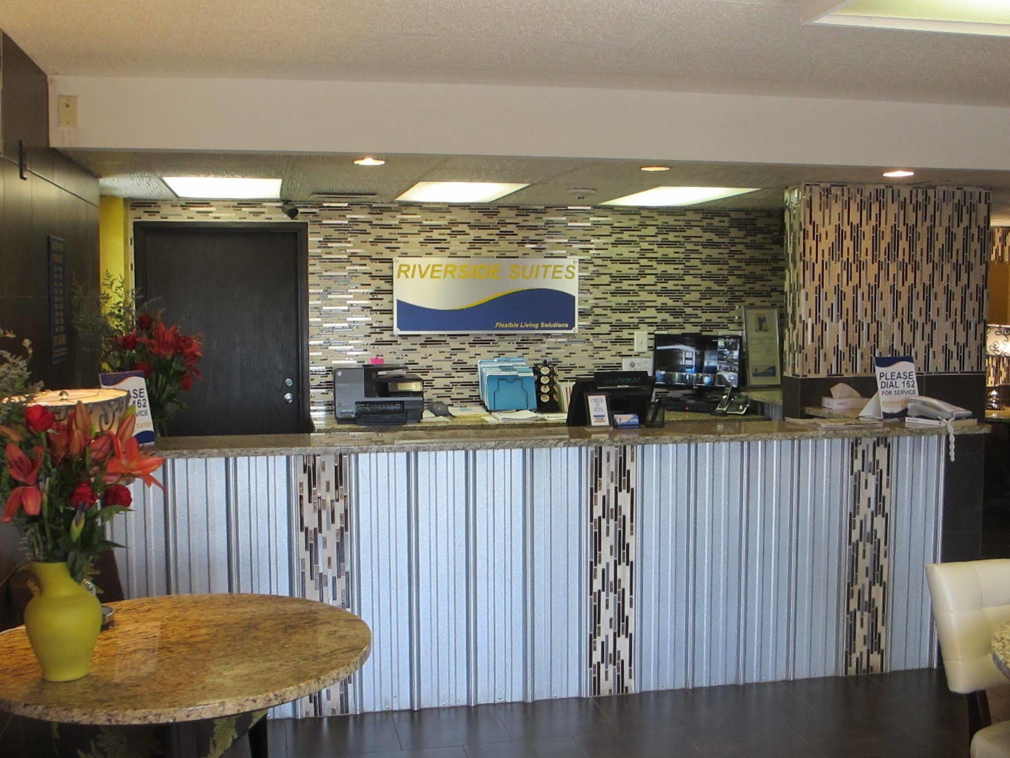 Riverside Suites North Mankato Bagian luar foto