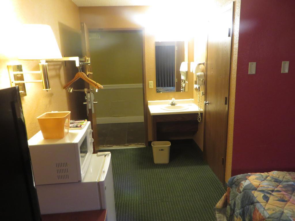 Riverside Suites North Mankato Bagian luar foto