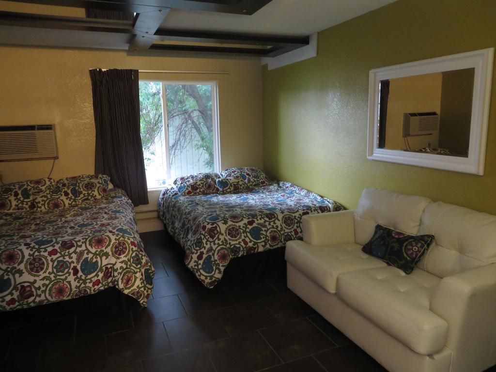 Riverside Suites North Mankato Bagian luar foto