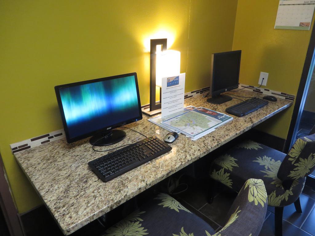 Riverside Suites North Mankato Bagian luar foto
